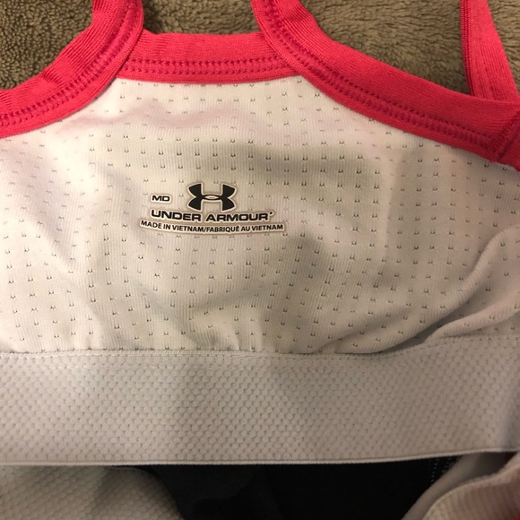 Under Armour workout top - Picture 3 of 4